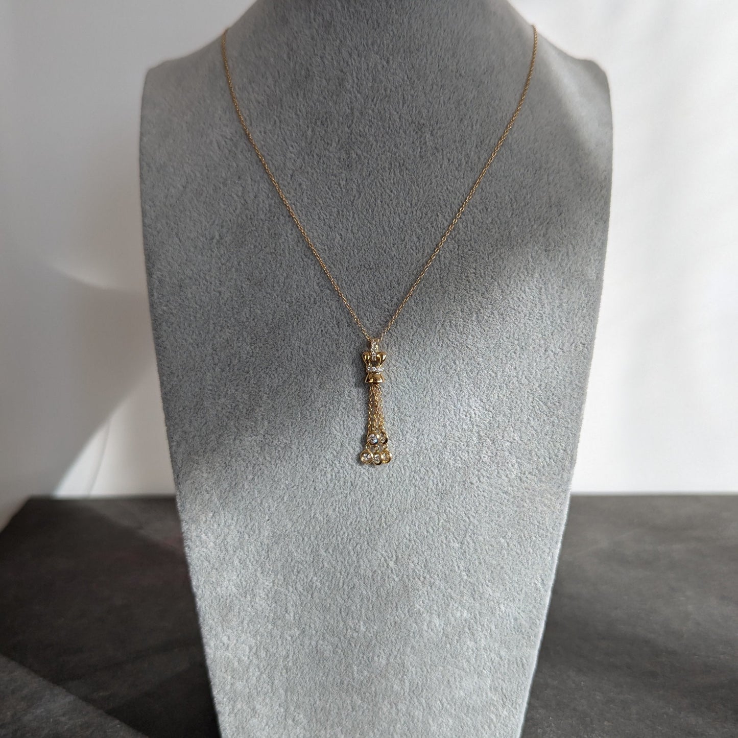 4. ダイヤモンドタッセルネックレス YG 0.33ct