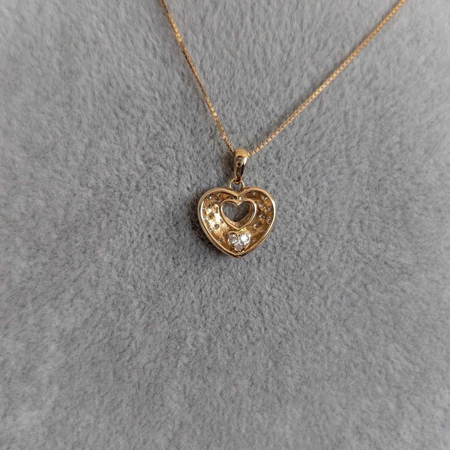 10. 【チャリティ企画】ぷっくりハート♡パヴェYGネックレス　0.52ct