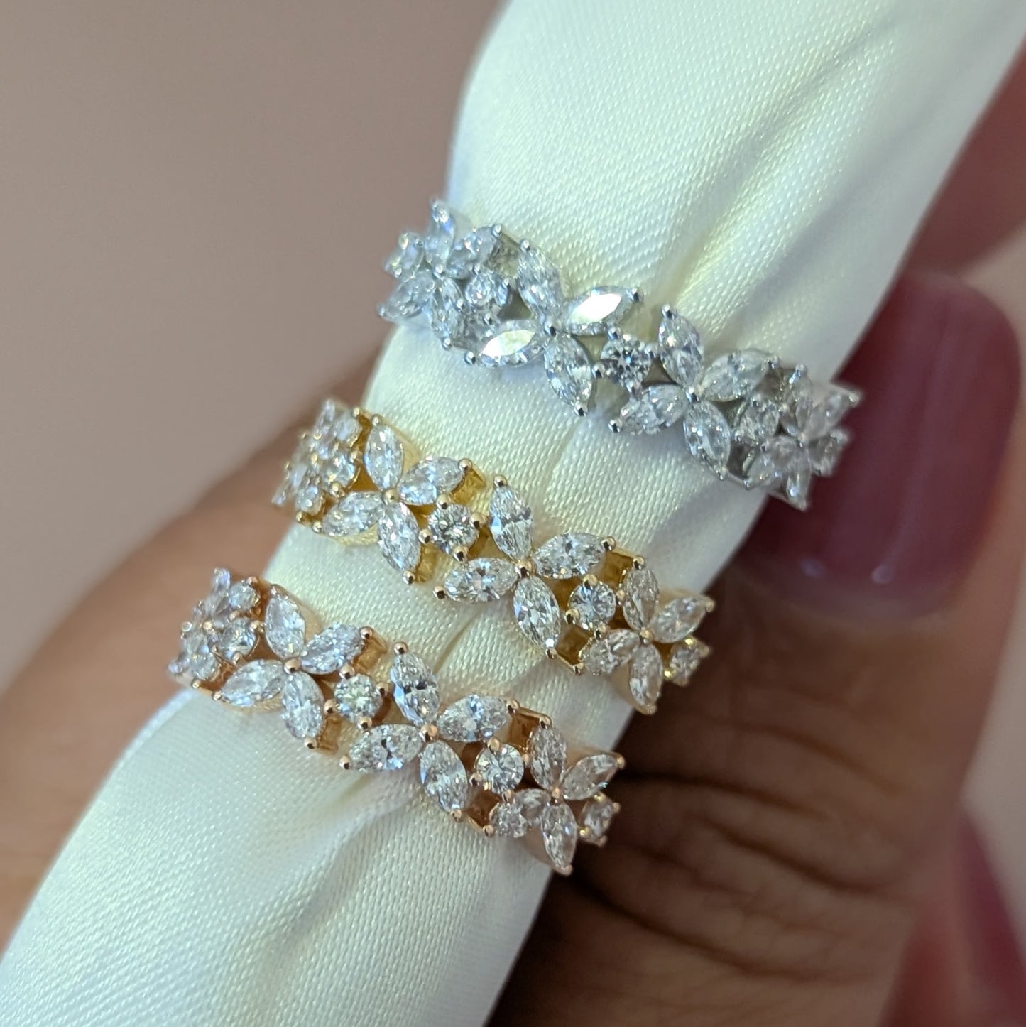 【Mariposa】バタフライ・フープピアス&