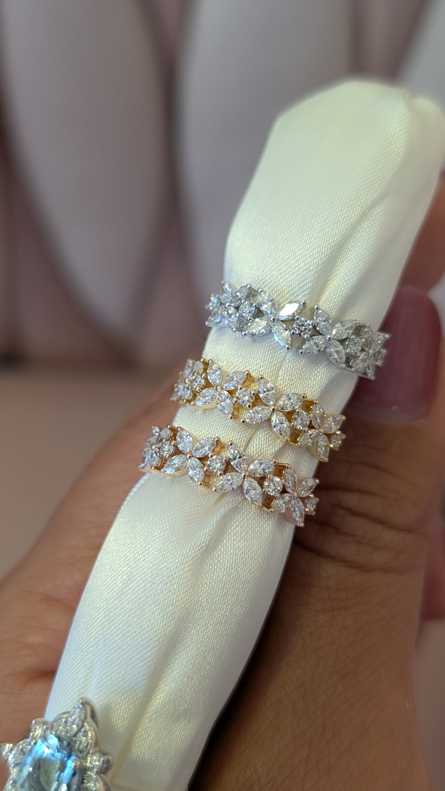 【Mariposa】バタフライ・フープピアス&